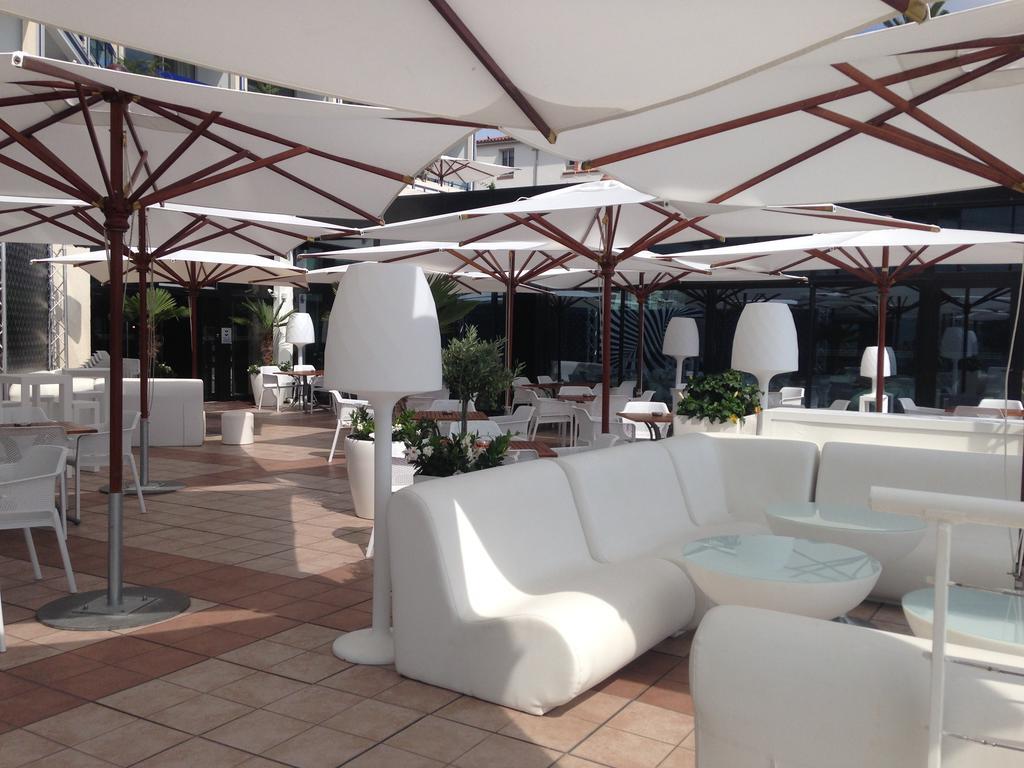 Garden Beach Hotel 胡安莱潘 外观 照片