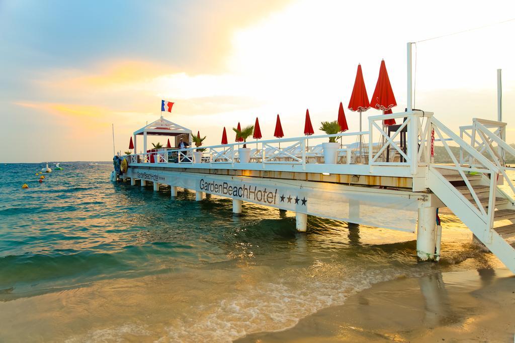 Garden Beach Hotel 胡安莱潘 外观 照片