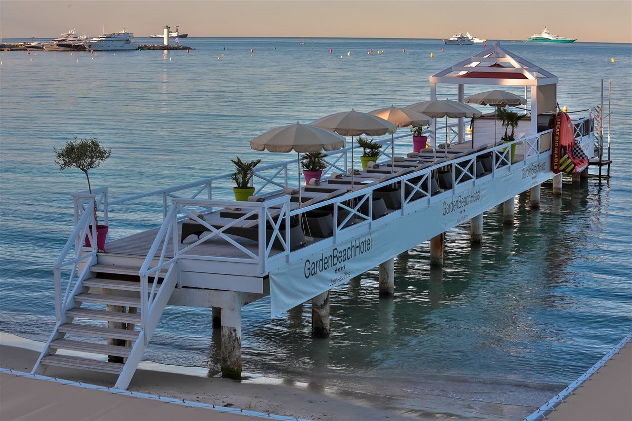 Garden Beach Hotel 胡安莱潘 外观 照片