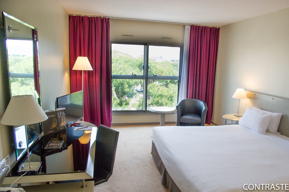 Garden Beach Hotel 胡安莱潘 外观 照片