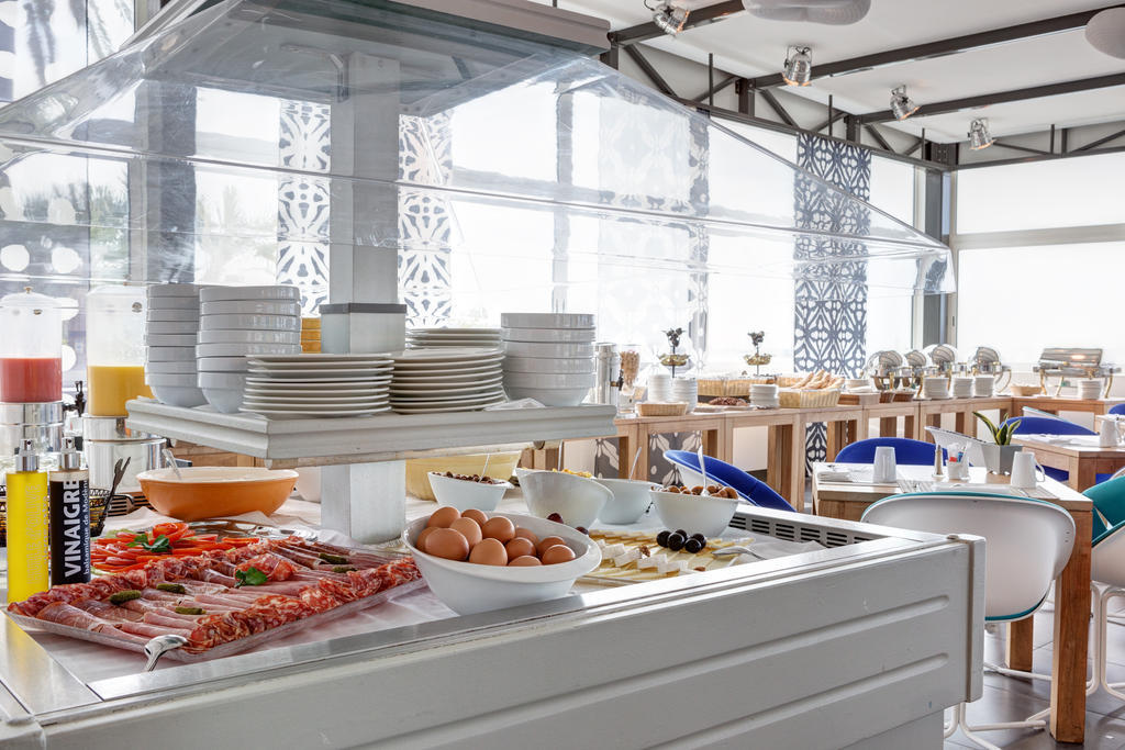Garden Beach Hotel 胡安莱潘 外观 照片