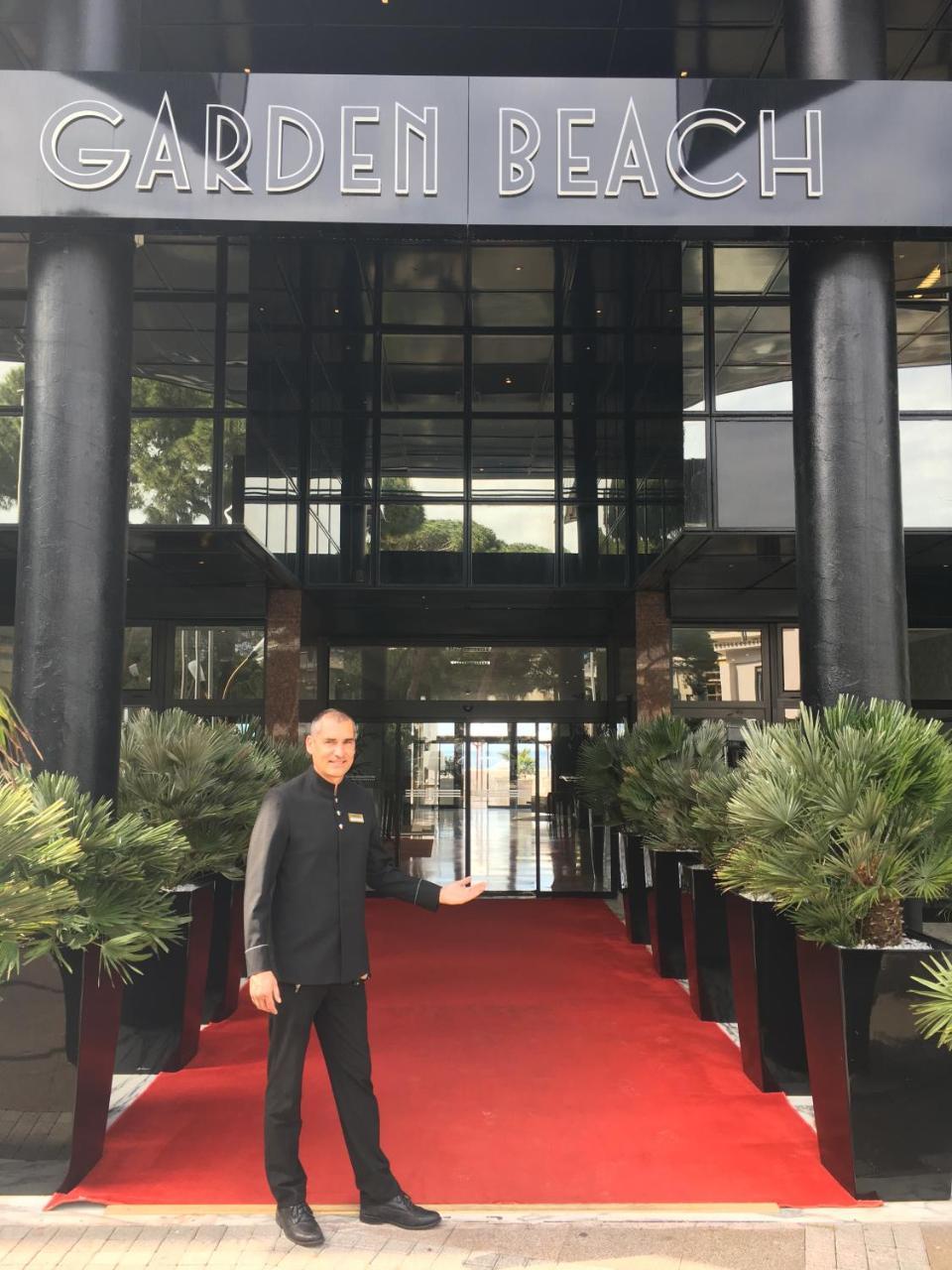 Garden Beach Hotel 胡安莱潘 外观 照片